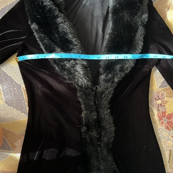 VINTAGE BETSEY JOHNSON BLACK FAUX FUR VELVET DUSTER RARE S M L ICONIC Y2K - Picture 5 of 6
